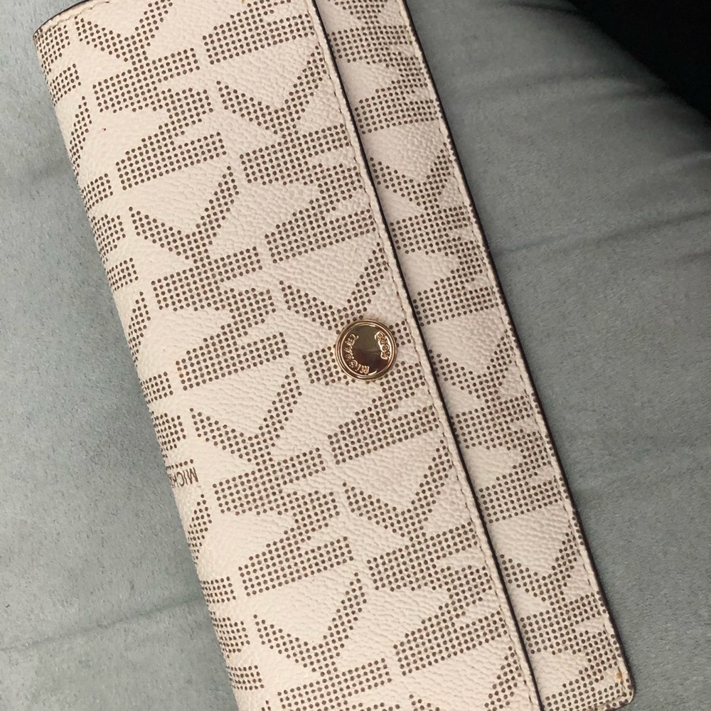 Authentic Michael Kors wallet